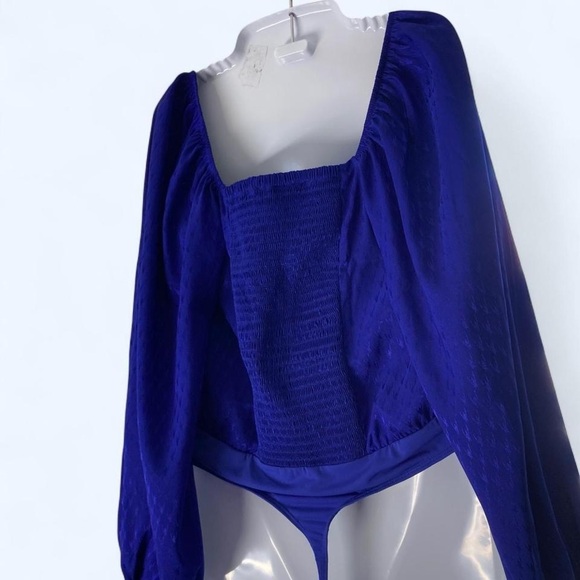 Express Vibrant Blue Bodysuit with keyhole tie front M - Picture 2 of 3